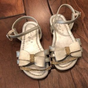Girls shoes size 8